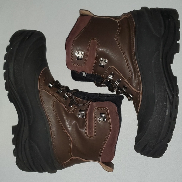 Boots - Picture 2 of 10